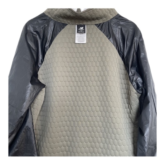 New Balance Lined Windbreaker; Olive green, Pull-over, Drawstring; Sz M Unisex - Picture 4 of 8